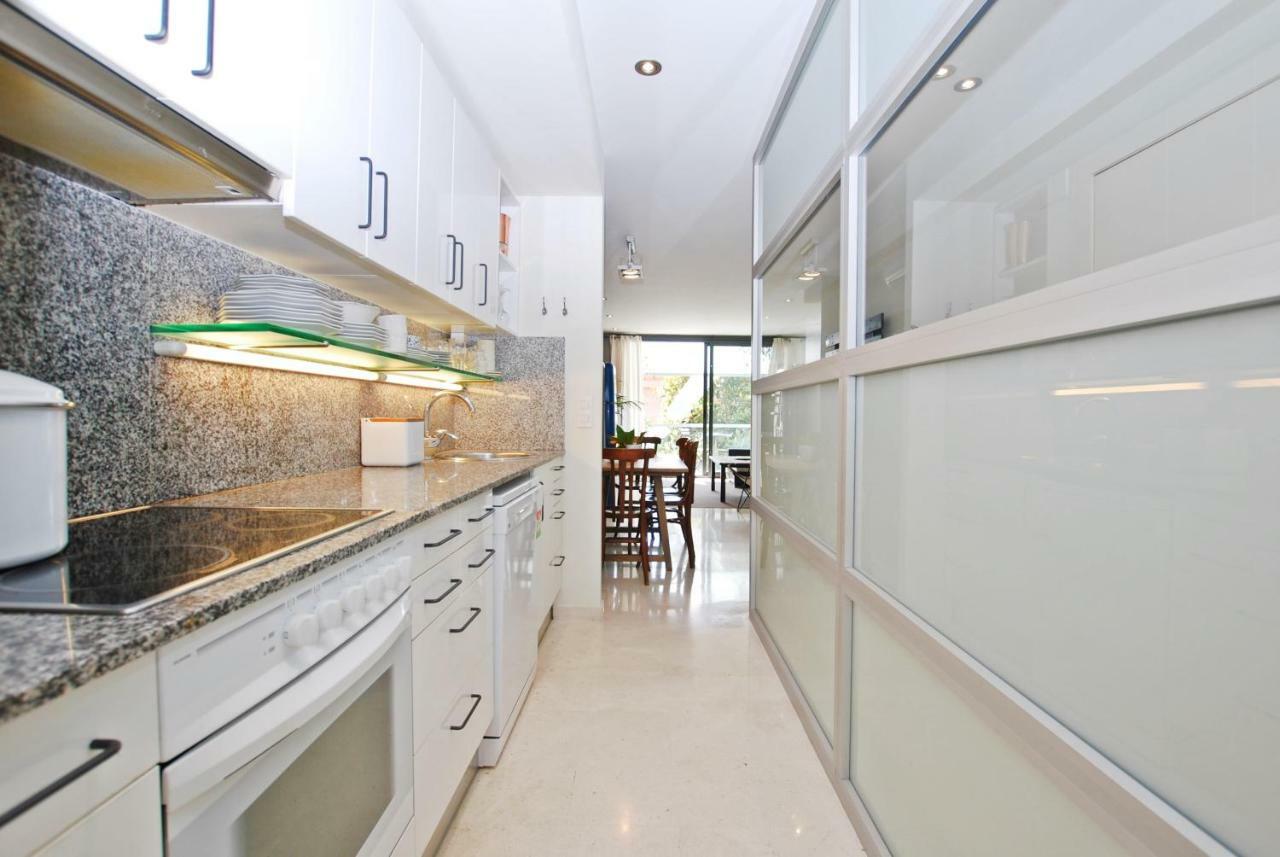 Ferienwohnung Blue Fridge Apartmen - Blue Fridge Apartmen - Ideal For Couples, Near Beach And Well Connected Vilassar De Mar Exterior foto
